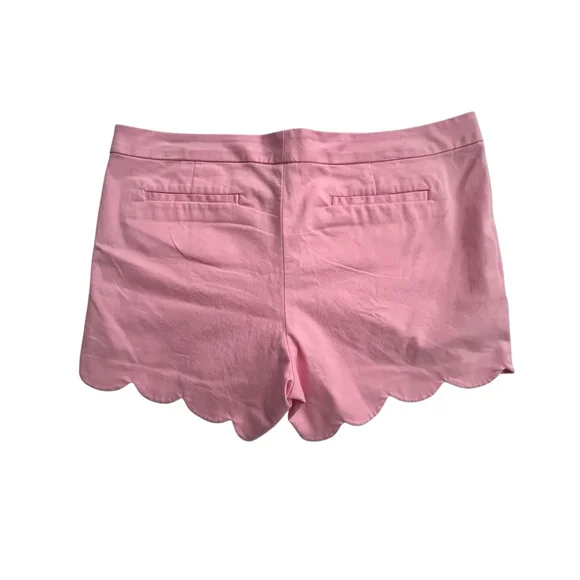 Women's Lilly Pulitzer Shorts Size 14 Pink Scalloped Hem - Picture 2 of 8
